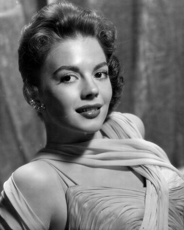 Natalie_Wood_mb61