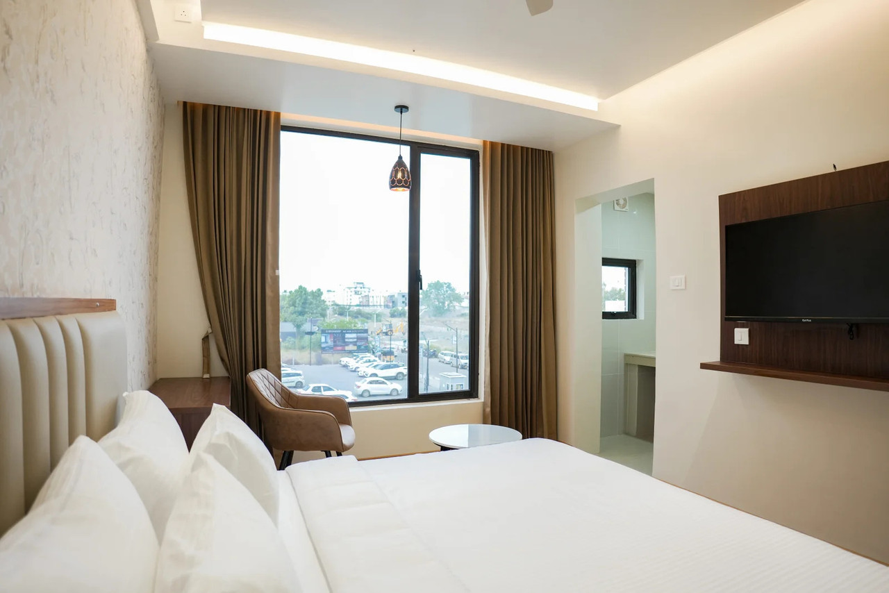Hotel Near Broadway Mall Coimbatore | Manchester Suites