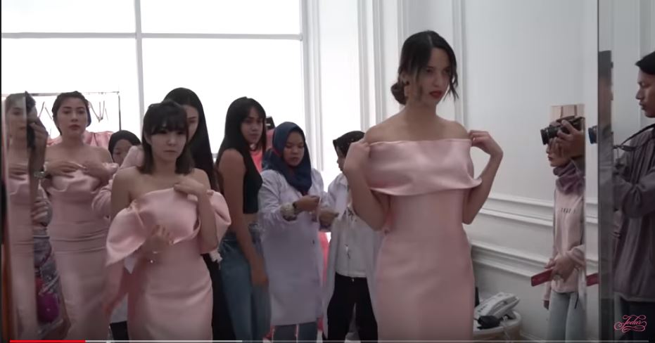 Bridesmaid Jessica Iskandar