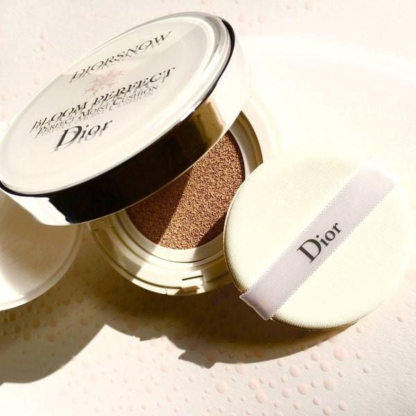 DiorSnow Bloom Perfect Moist Cushion SPF 50+ PA+++ Shade: 010 (Light beige) With Refill included. - image 8