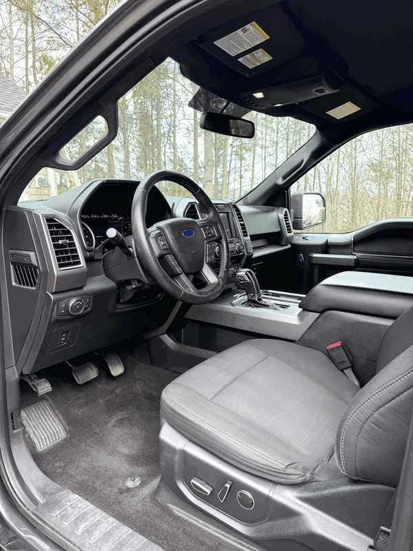 Vehicle thumbnail 23