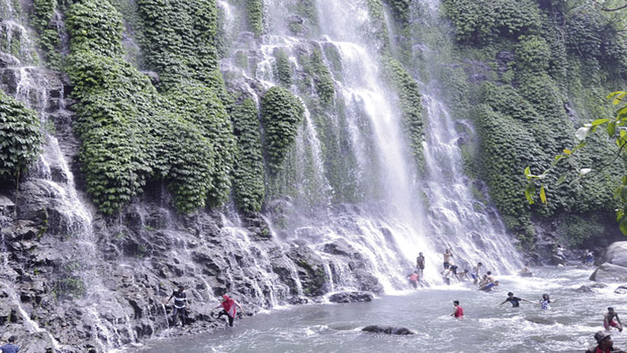 Air Terjun Curup Maung