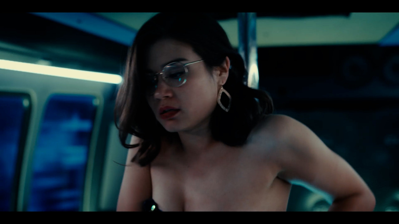 Kimi.Rutledge_Obliterated.S01.00_01_36_07.Still011