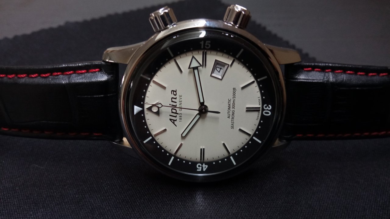 **** La montre du jour ! Vol. 42**** - Page 22 IMG-20241004-101301