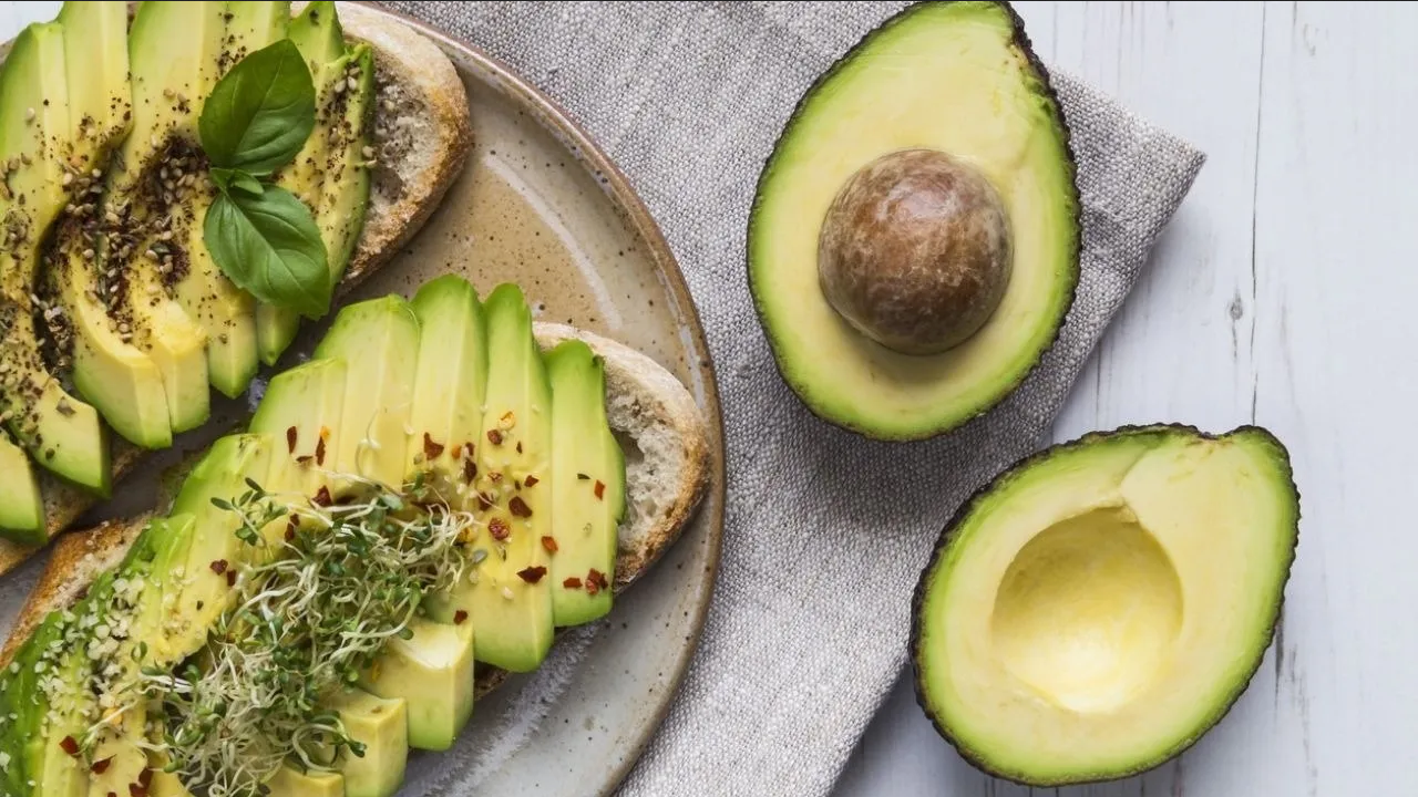 Razones para comer aguacate todos los días
