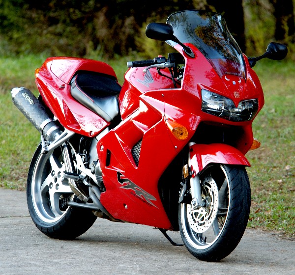 99-vfr800-corbin-hiright.jpg