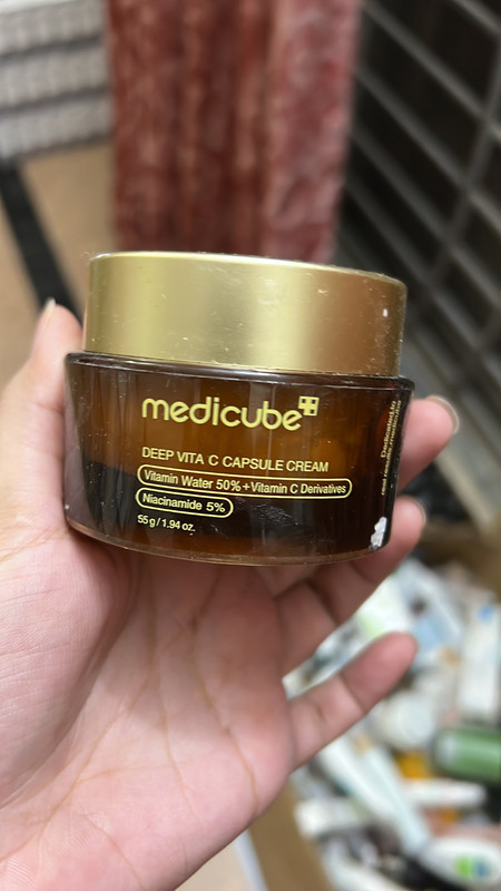 Medicube Deep Vita C Capsule Cream (Capsules are dissolved because of not being in box but it’s useful 100%) (Without Box)