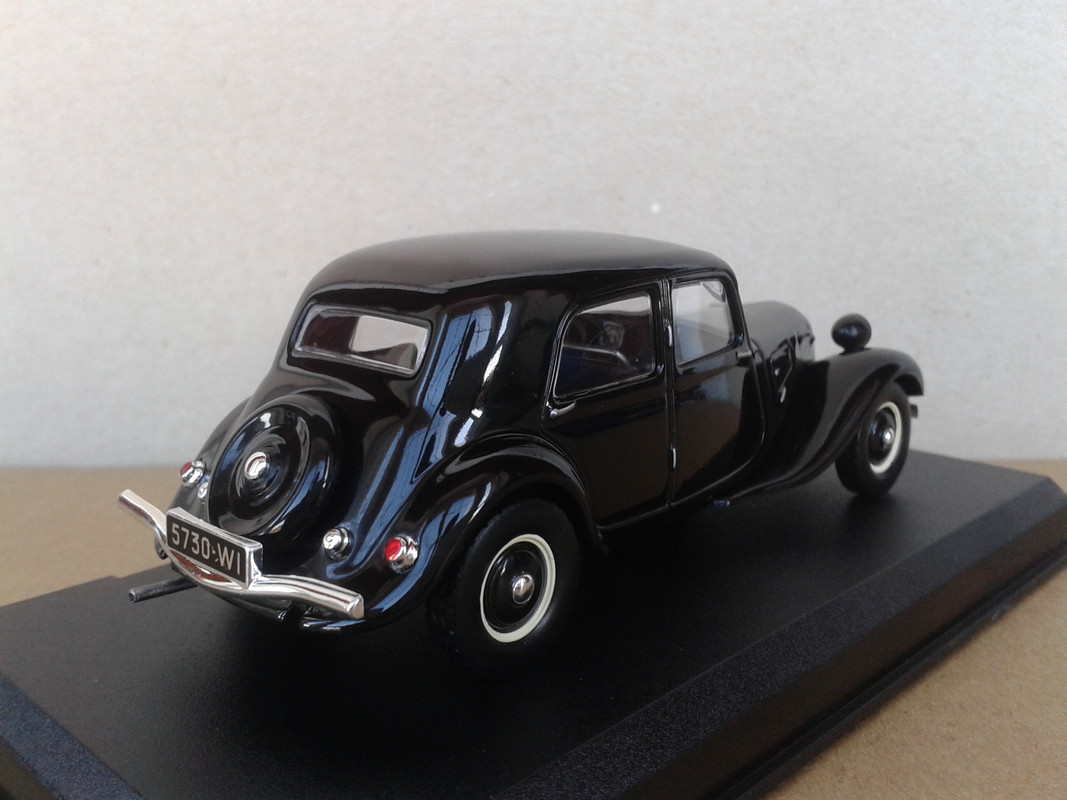 1935 Citroën Traction Avant 11 A Limousine (Ixo – nº4 Les Classiques de l´Automobile - Auto Plus) (4