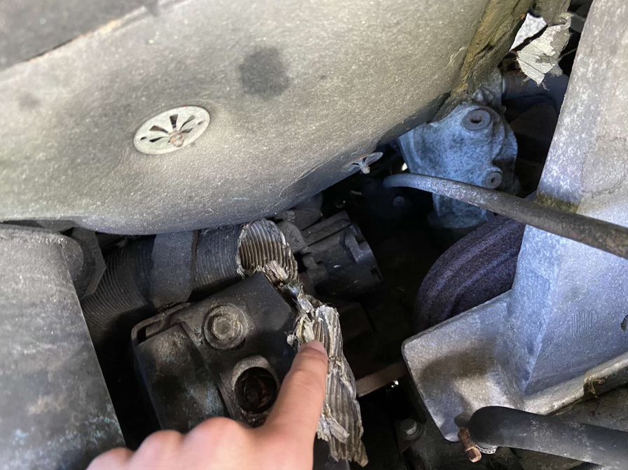 5B8B7F7A-3530-4AF8-94C6-B8243B3F4269