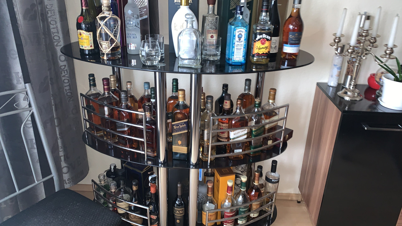 F6834DA8-74B7-41CA-B044-5EE5C103679E