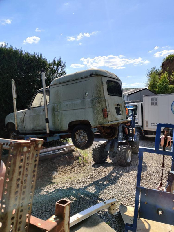 E4868819-A380-45A4-83A8-D7B752CEB477