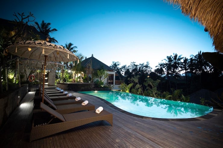 Affordable Luxury Lifestyle Vacations