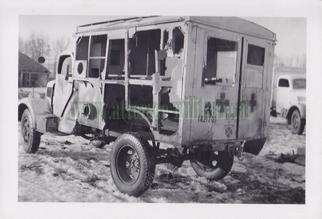 Aufnahme Zerstörter Sanitäts Waagen der Wehrmach