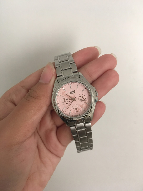 7DC300B8-73BD-49B8-B60E-54BF0E9F9DE9