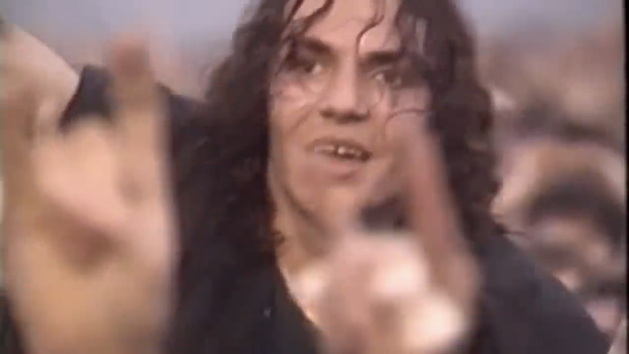 09-D5-E484-469-D-4-ED3-A4-C3-95549-A0-A0