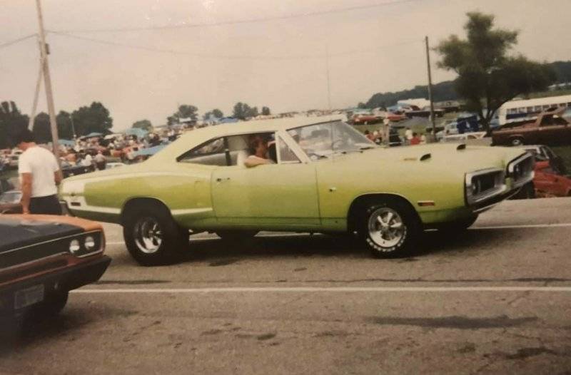 876F303D-90F6-4C94-BCDB-8C0584753667