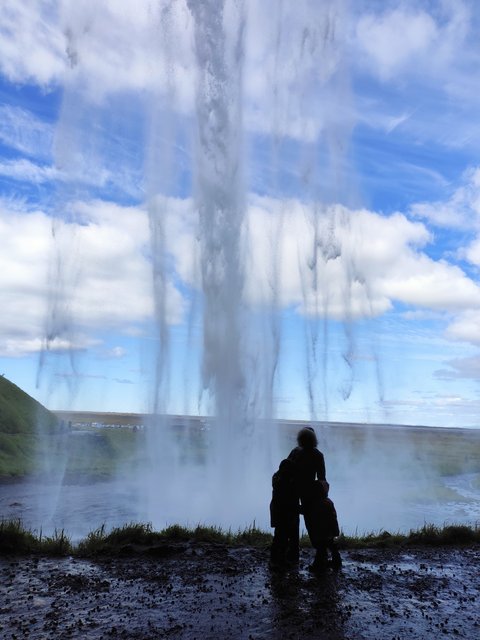 Islandia 2020: En autocaravana y sin coronavirus - Blogs de Islandia - --Día 4 (25 julio): Keldur - Trío de cascadas - Seljavallalaug - Solheimajokull (8)