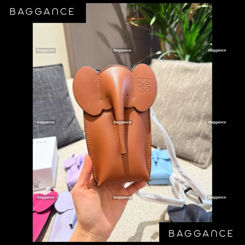 The Loewe Elephant – Imperial Tech Pochette | Ref: EVLOFW-015 | 19cm