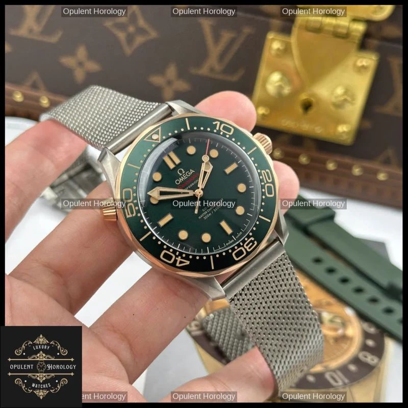 Omega Seamaster Diver 300 42mm Green Dial Automatic Calibre 8806 - Super Clone
