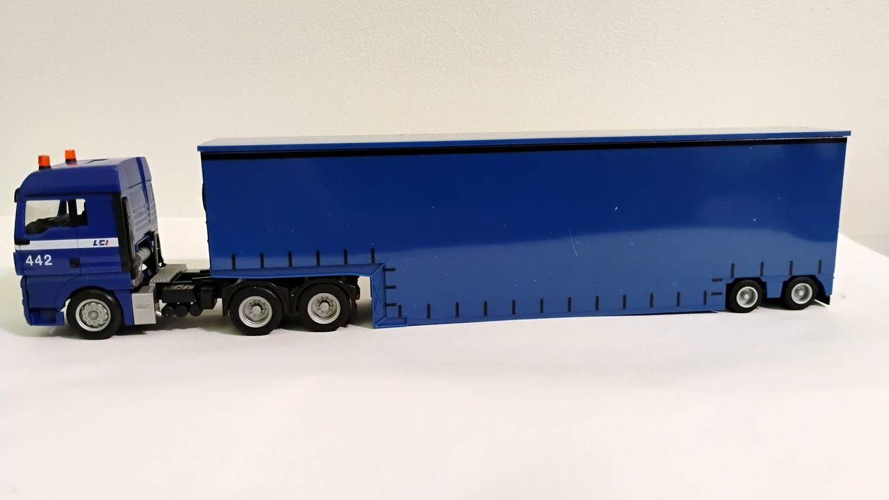 Mach (3518)