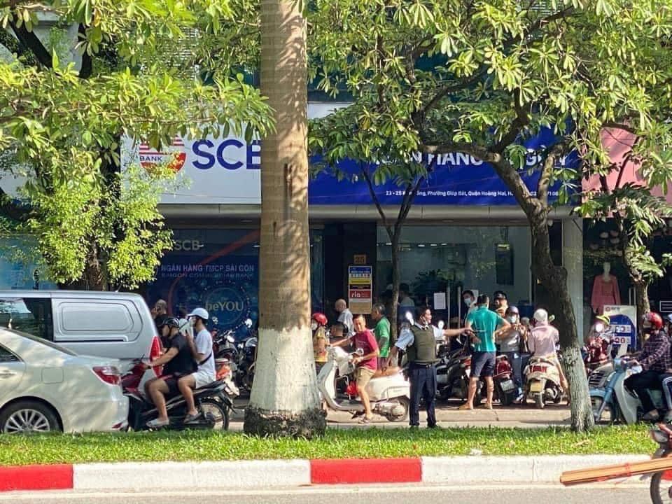 z3783660854025_3b00a71a3963bd3b77ec045b1b4378c1