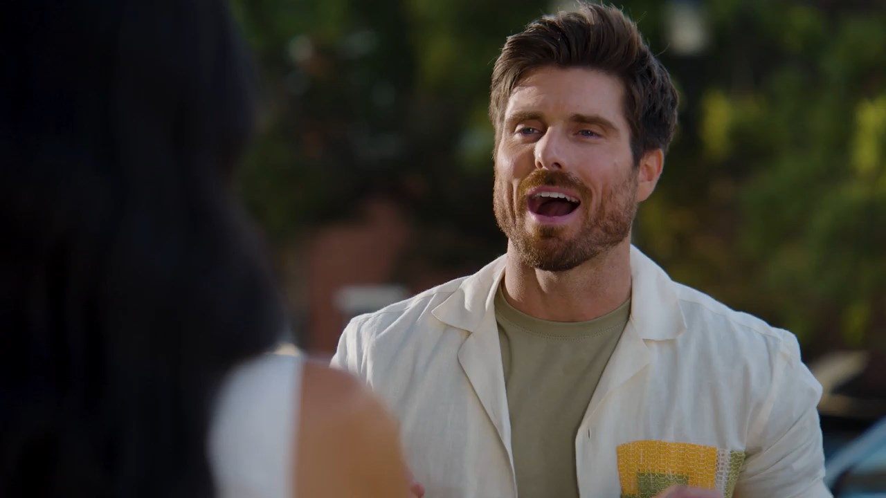 Me and Mr. Right 2023 WebRip [Hindi + English] 480p, 720p ESub Screenshot