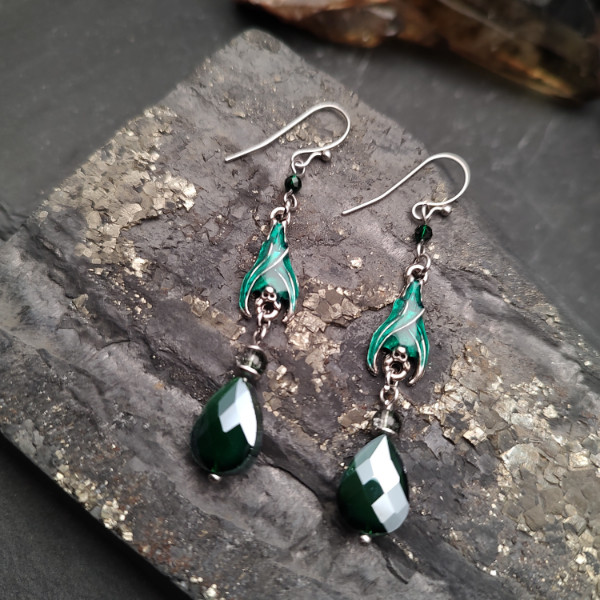 Teal Hanging Bats