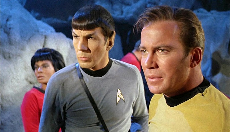 OUTER-LIMITS-WILLIAM-SHATNER-3-B-FOTOR.jpg