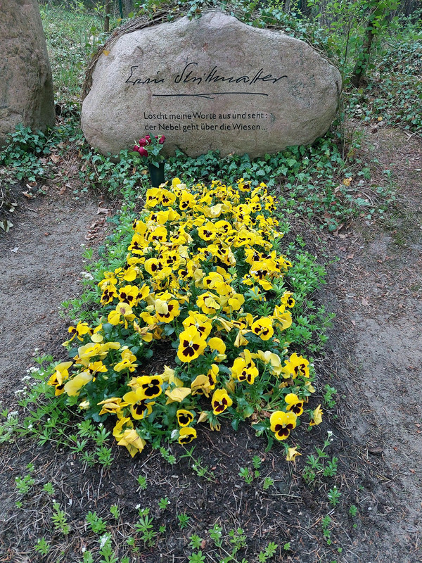 Grabst-tte-Schulzenhof-Schulzenhof-Erwin-Strittmatter