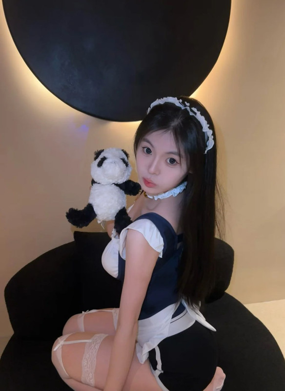清純系大二女大生素人兼職