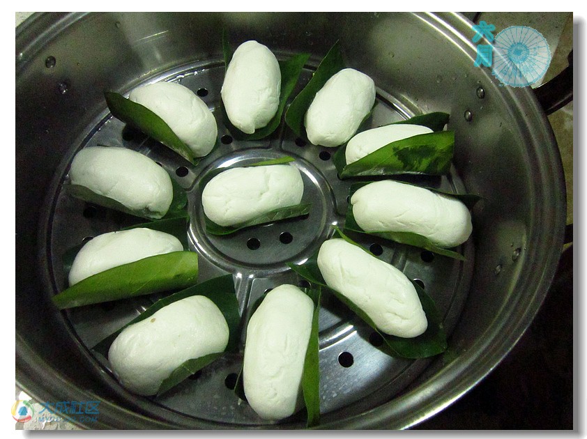[Image: BANH-IT-GOI-LA-BUOI-HAP-POMELO-BLAD-KLEE...ANKZIJ.jpg]