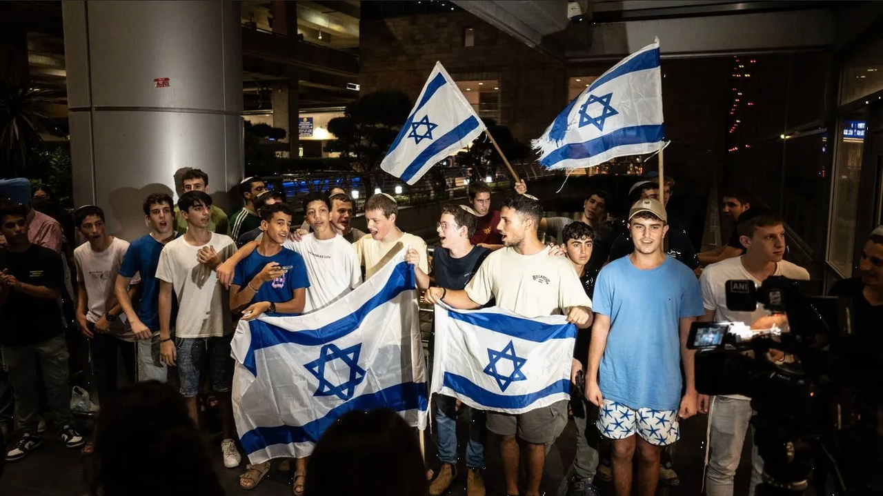 Cerca de 170 reservistas israelitas partieron desde brasil para luchar contra Hamás