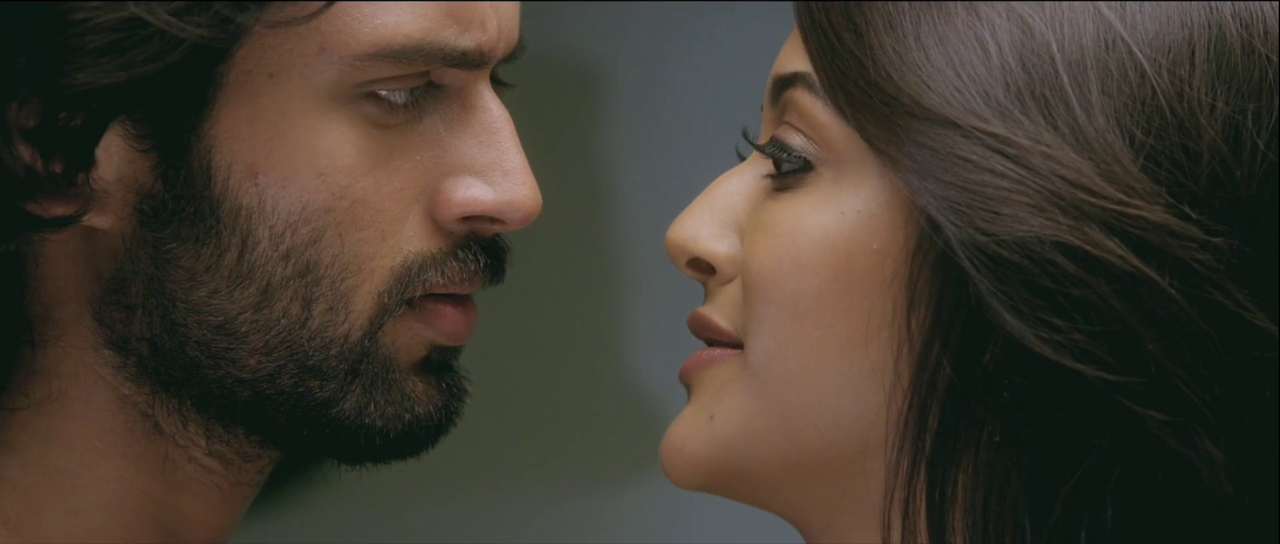 vlcsnap-2025-04-22-23h50m37s918