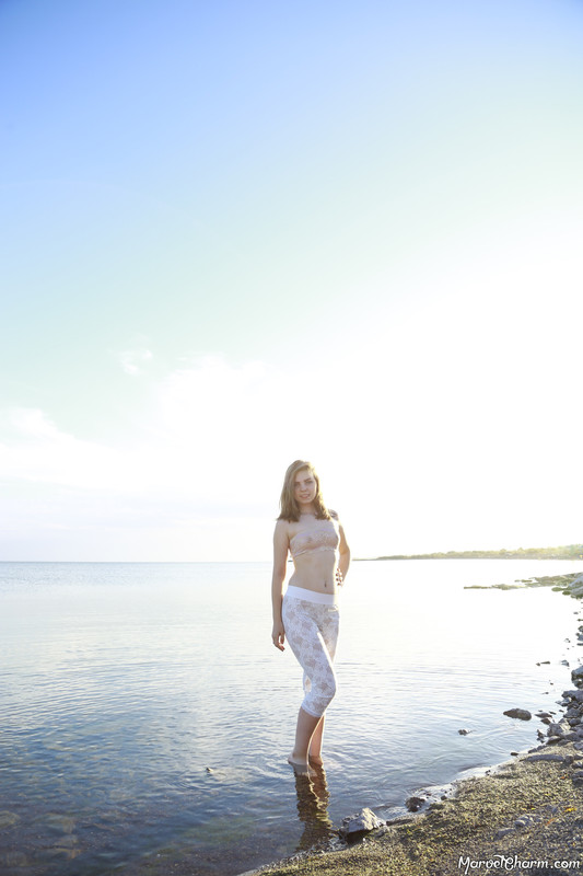 MarvelCharm_Rebecca-Coastal-037