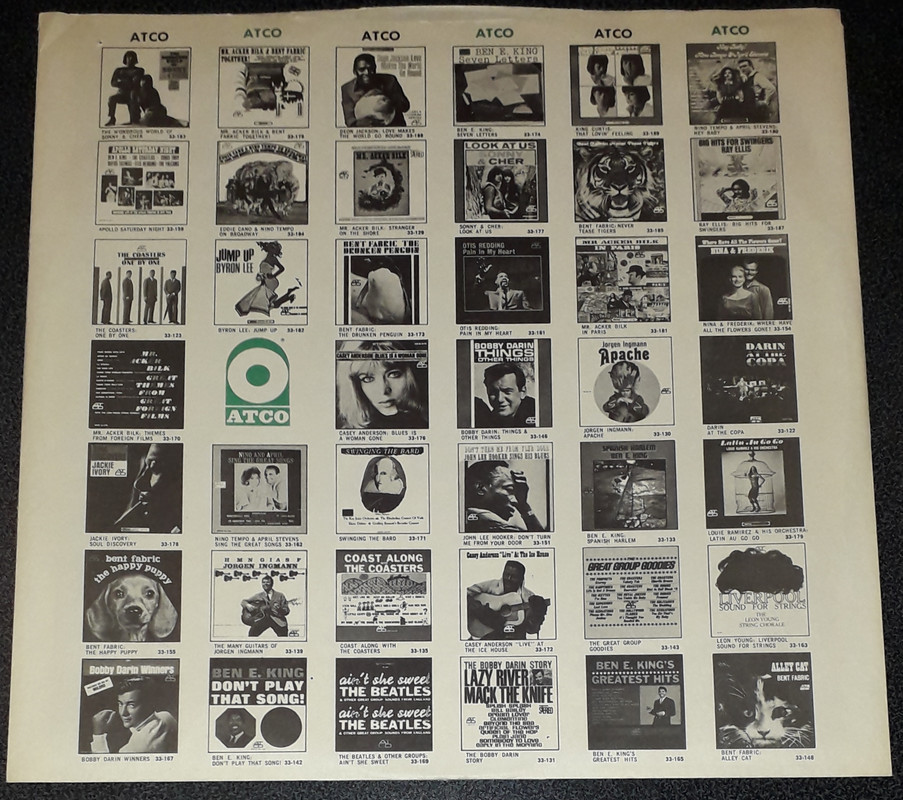 Do you have the correct/original inner sleeves into each LPs in your  collection? Pics and history.