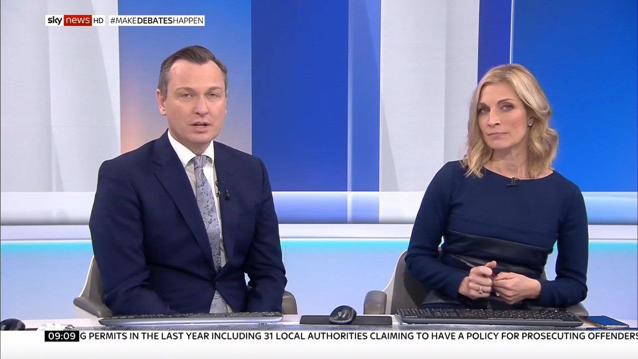 31 December - 09.00.00 - Sunrise. Sarah-Jane Mee with a mix of t