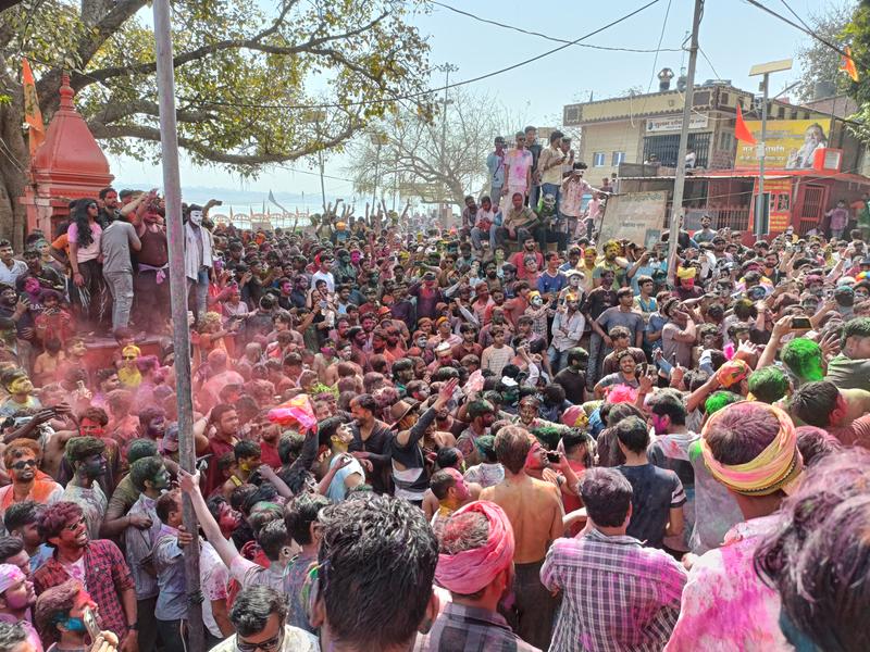https://i.postimg.cc/ZRS9rydG/Varanasi-(147).jpg