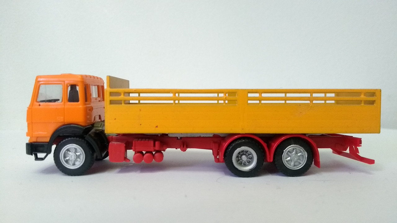 Mach (2790)