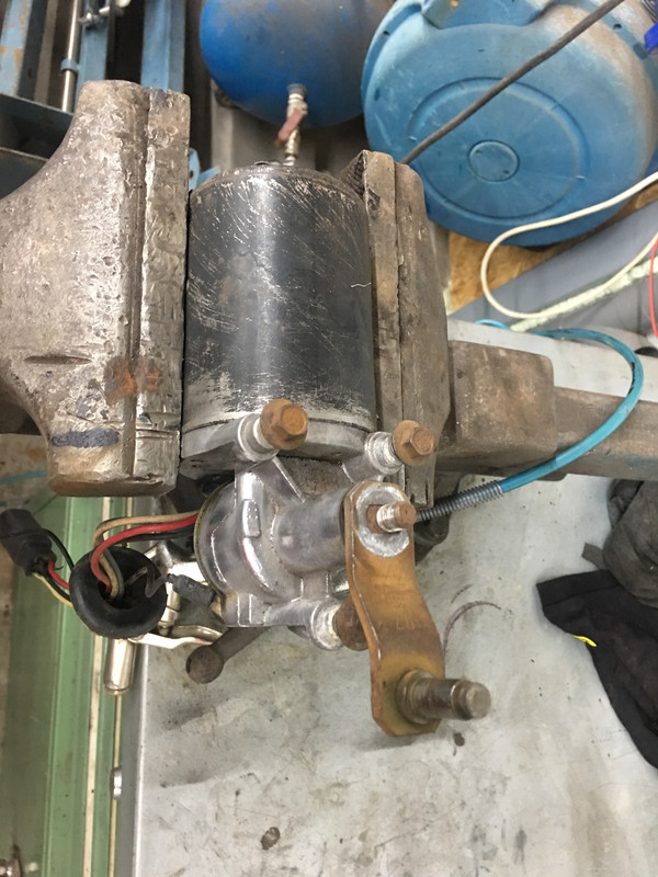 2337A3F8-362F-4E03-8FFE-8FCF6E1C9CE2