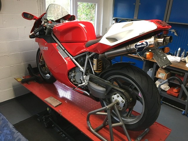 3306DF45-A757-4777-AA44-5A5709451A12