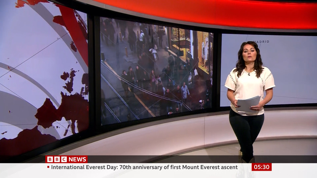 BBC News Valentine_20230529_05000600.ts_snapshot_00.32.03.393