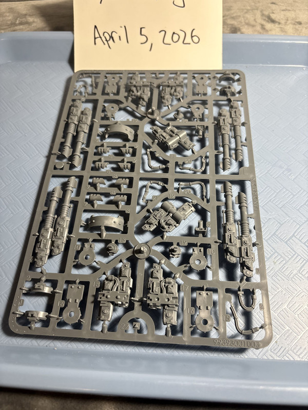 Tanks Bits on Sprues 15