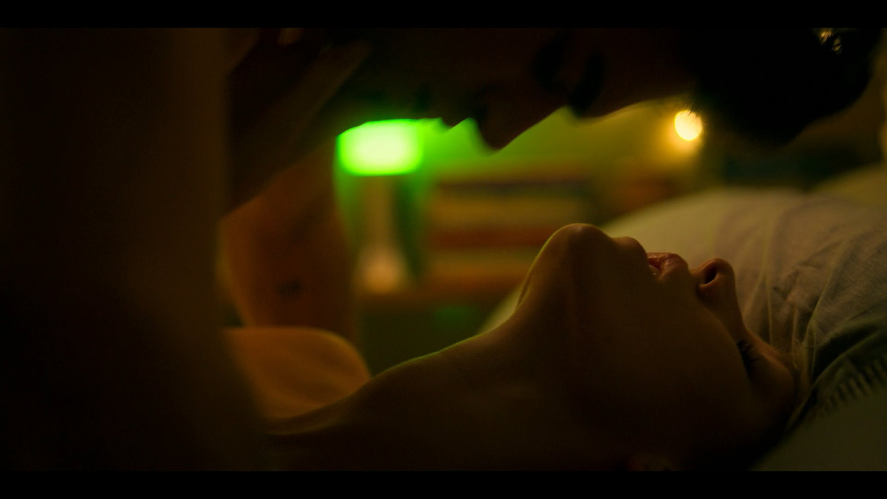 Elite.Short.Stories.Carla.Samuel.S01.1080p.NF.mkv_snapshot_06.43_[2021.08.31_13.21.32]