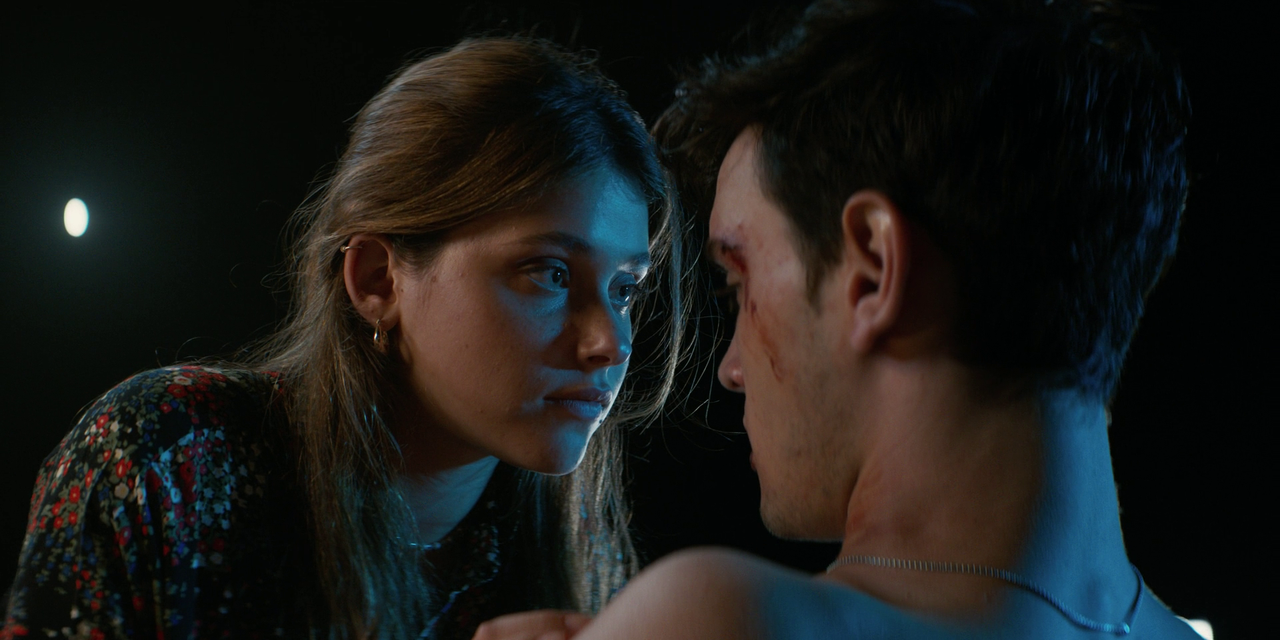 vlcsnap-2023-06-08-19h51m38s195