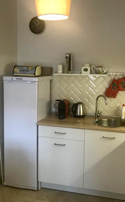 BDC1FB9D-2876-44B2-87B9-87C12D06E431