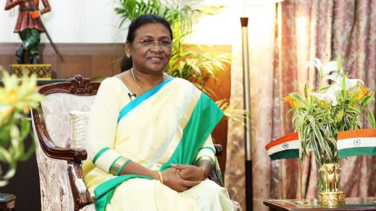Droupadi Murmu se convierte en la primera presidenta de origen indígena la India