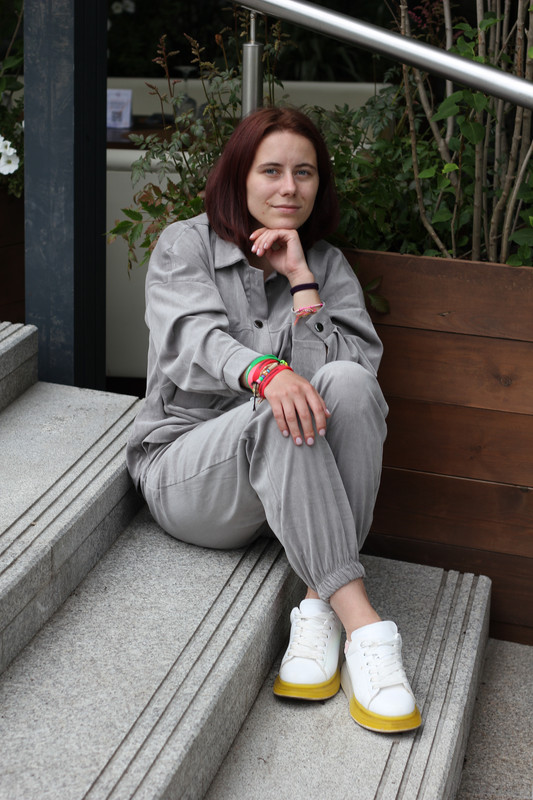 40EE3382-49D5-46B2-AF48-33BD420E01EA