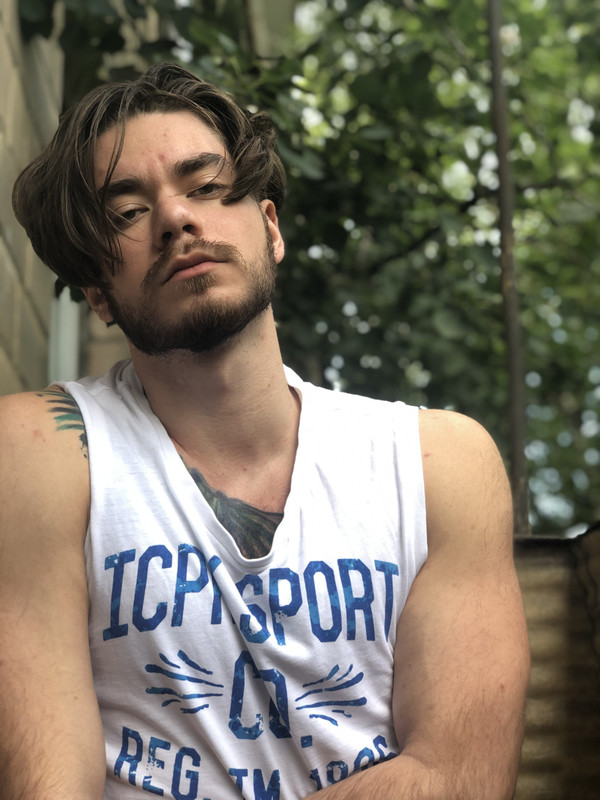 57275AEC-761A-4DAE-8359-1B3AD9C30DE6