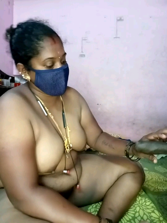 Busty-Aunty-Pic-3.jpg