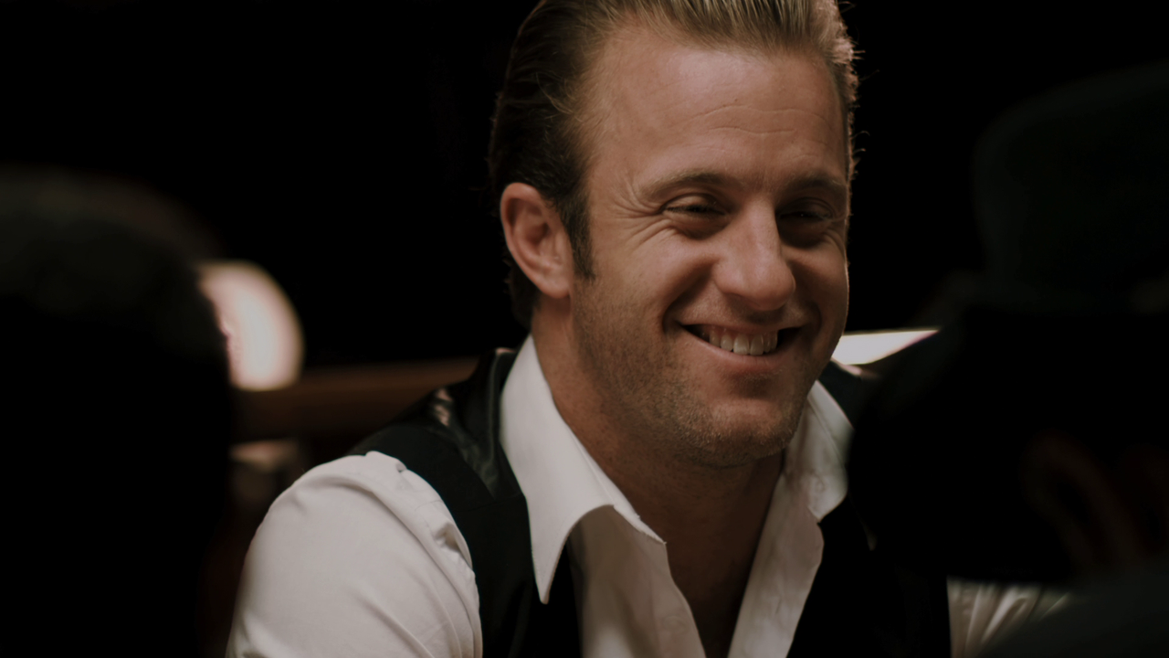 vlcsnap-2023-12-19-22h34m01s933